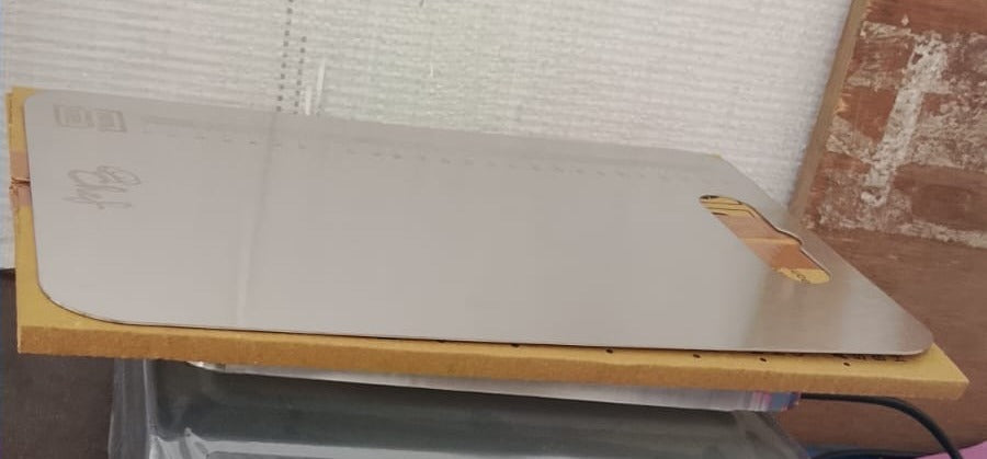 Stainless Steel Cutting Board โ Durable & Hygienic 31x20 cm