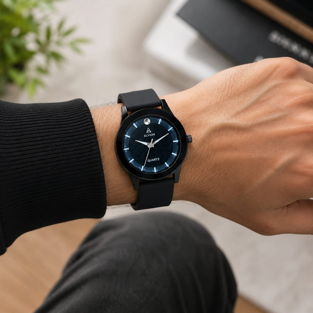 Minimalist Men's Analog Quartz Watch with Soft Silicone Strap | 44mm Dial | Brown