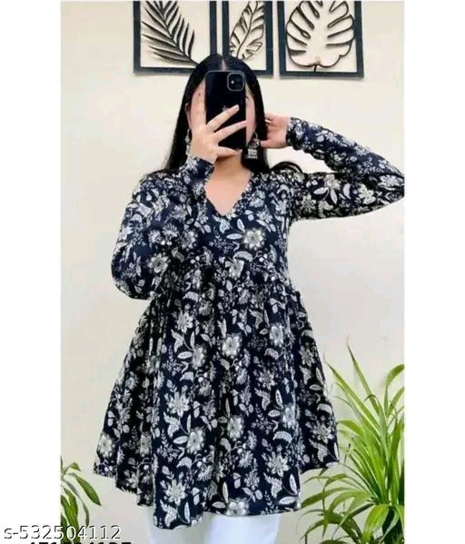 TOP BLACK